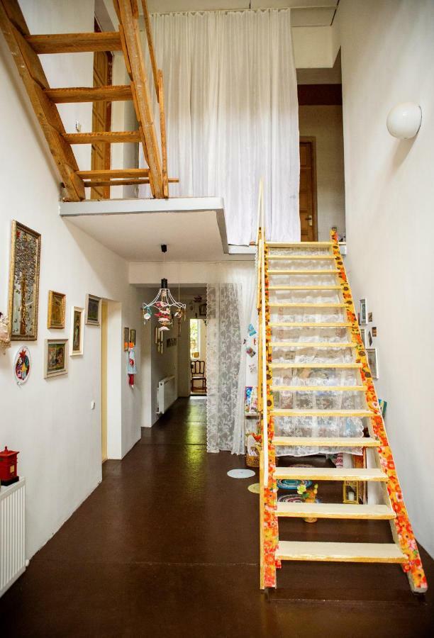 Art House Kutateli Hotel Tskaltubo Luaran gambar
